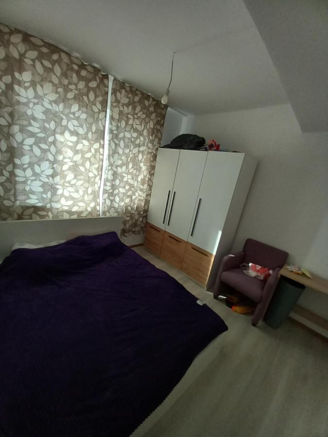 Twins Residence 2 Apart Hotel Ap 2 2 Rooms Chiajna Bagian luar foto