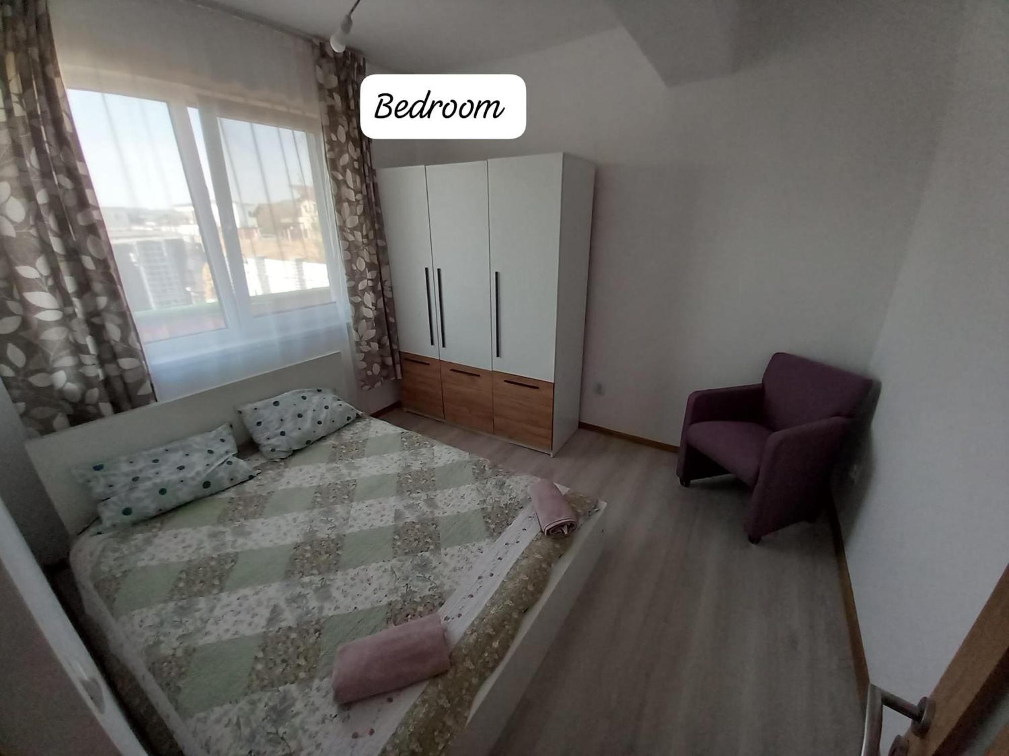 Twins Residence 2 Apart Hotel Ap 2 2 Rooms Chiajna Bagian luar foto